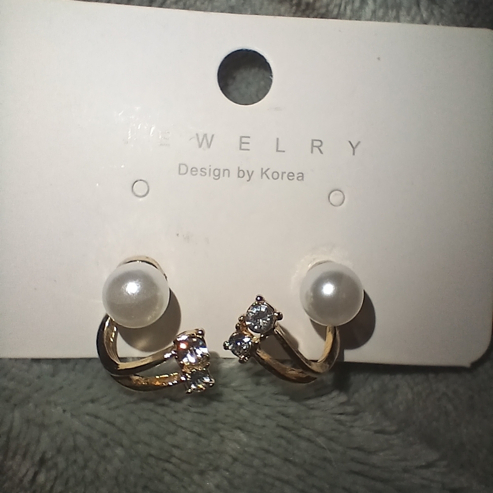 Gold and Pearl Stud Earrings